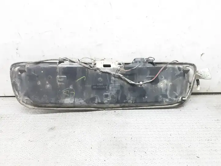 Nissan Primera (2001 - 2008) 90810AU20 Подсветка номера — фото 2