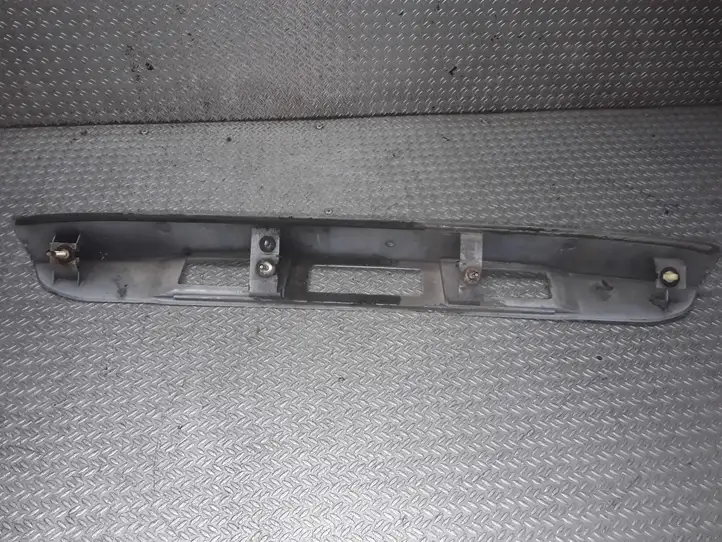 Mazda 2 (2003 - 2007) 3M71A43404 Подсветка номера — фото 2