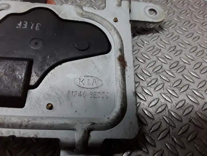 Kia Sorento (2002 - 2006) 812403E000 Актуатор замка задней двери — фото 2