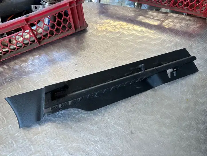 Renault Scenic IV - Grand scenic IV (2016 - )  799111959R Обшивка крышки багажника