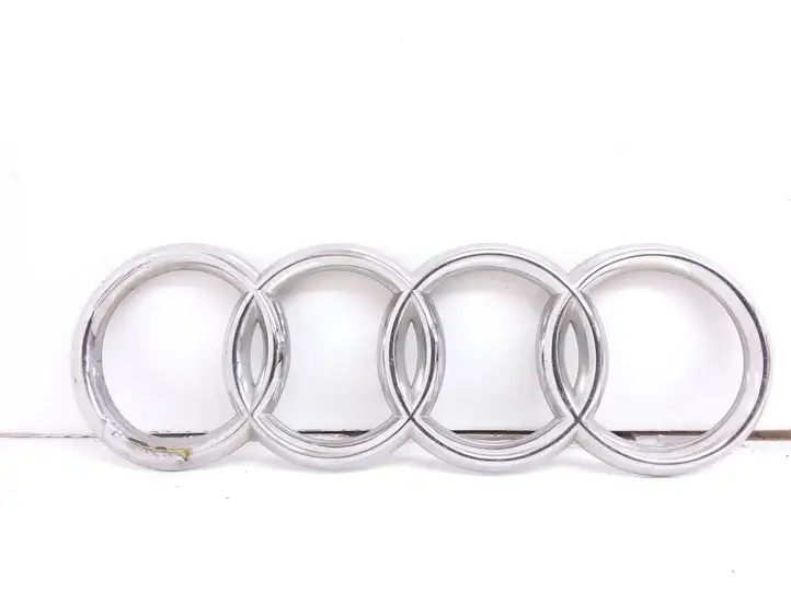Audi A3/S3 8L (2000 - 2003) Эмблема производителя — фото 1