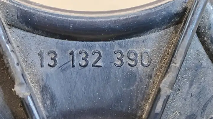 Opel Vectra C (2002 - 2005) 13132390 Болт крепления запасного колеса — фото 3