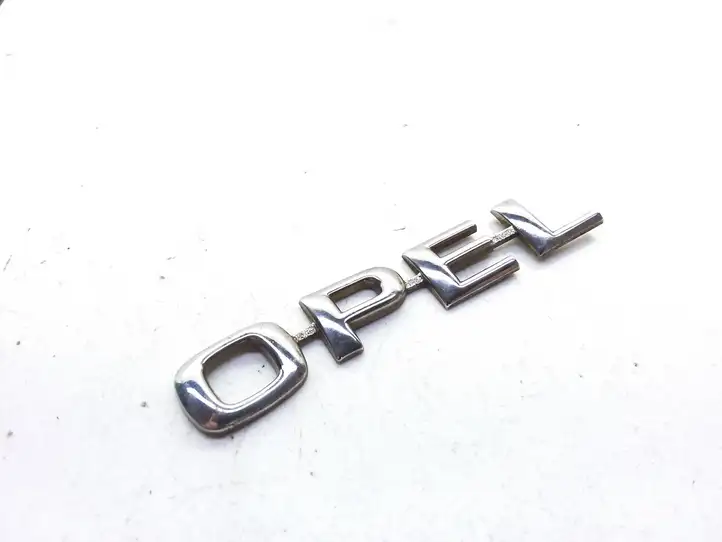 Opel Zafira A (1999 - 2003) Эмблема производителя — фото 2