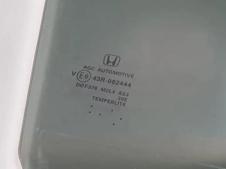 Honda HR-V (2015 - 2020) 43R002444 Стекло задней двери — фото 6
