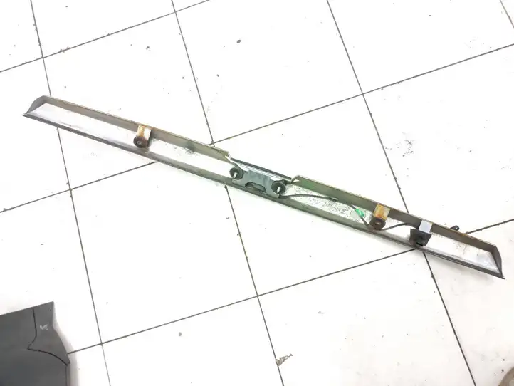 Opel Astra (2004 - 2009)  13105814 Обшивка крышки багажника