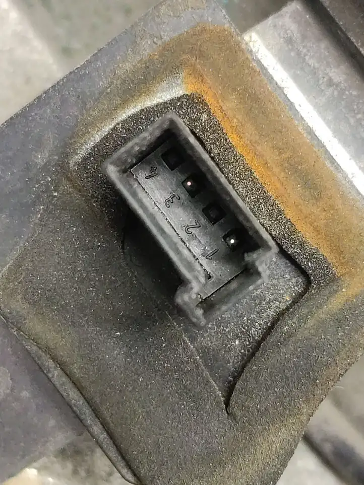 Opel Astra (2004 - 2009)  13105814 Обшивка крышки багажника