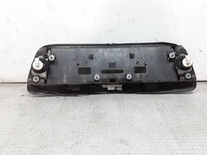 Nissan Primera (2001 - 2008) 90810AU400 Подсветка номера — фото 3