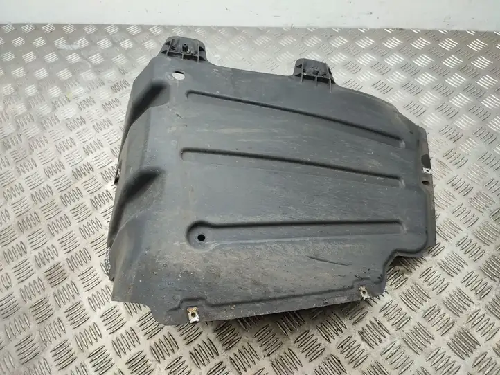Volkswagen Golf VII (2013 - 2019) 5G9825205D Защита заднего бампера — фото 1