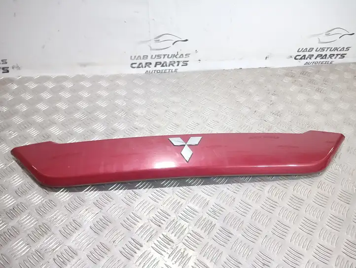 Mitsubishi Outlander (2007 - 2012) 5817A022 Подсветка номера — фото 2