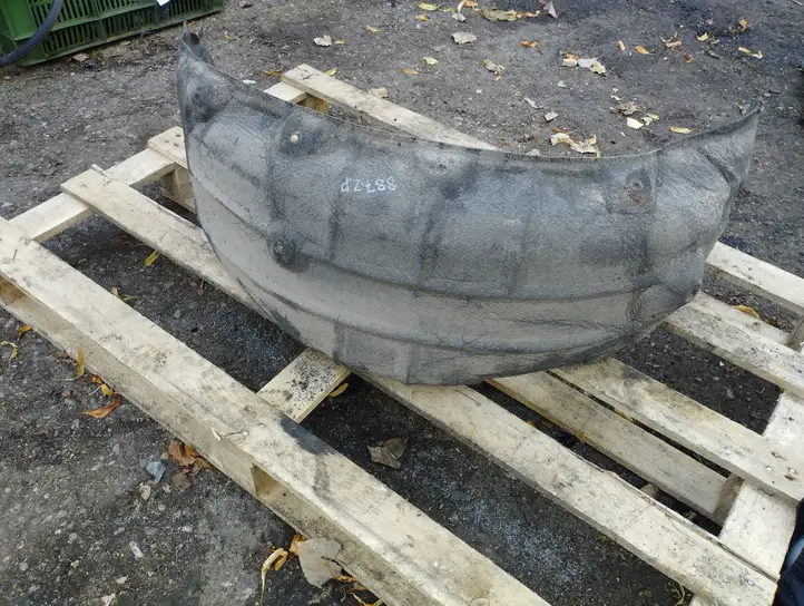 Lexus IS 220D-250-350 (2005 - 2010) Задний подкрылок — фото 1
