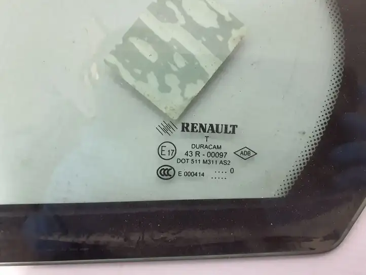 Renault Fluence (2009 - 2013) 822210016R Форточка двери — фото 2