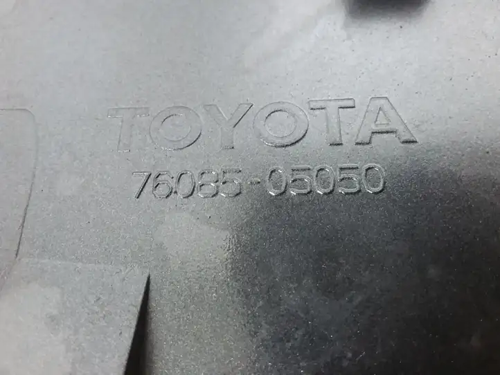 Toyota Avensis T250 (2006 - 2009)  7608505050 Спойлер