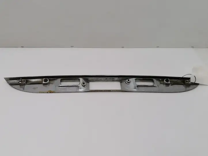 Mercedes-Benz E W211 (2002 - 2009) A2117400493 Подсветка номера — фото 11