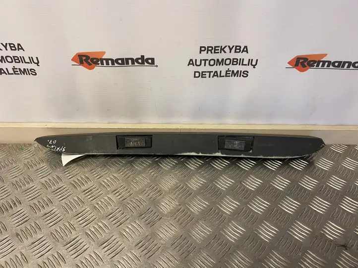Mercedes-Benz Sprinter W906 (2006 - 2018) A9067400030 Подсветка номера — фото 1