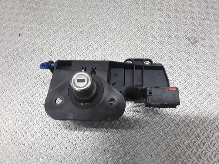 Opel Meriva A (2002 - 2006) 09183495 Замок крышки багажника — фото 1