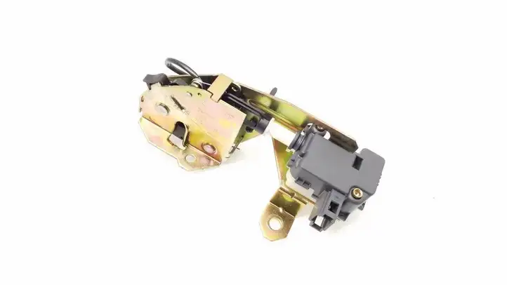 Volkswagen Touareg I (2002 - 2010)  7L0827506D Замок заднего стекла