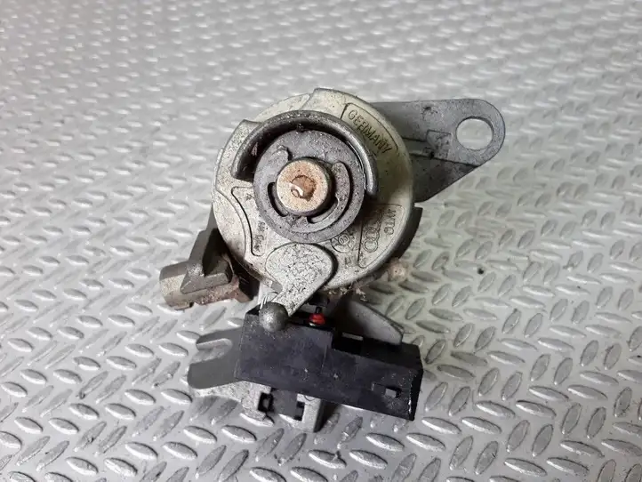 Audi A4 S4 B6 8E 8H (2000 - 2006) 8E0827573 Замок крышки багажника — фото 2