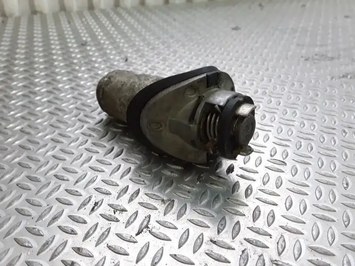 Audi A6 allroad (2000 - 2006)   Замок задней крышки (наружный)