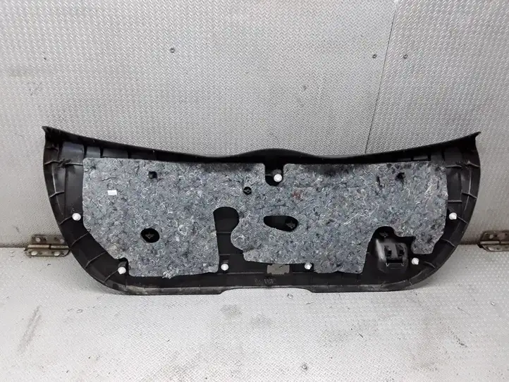 Toyota Yaris (2009 - 2012) Обшивка багажника — фото 2