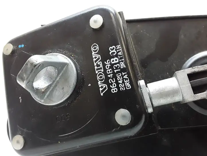 Volvo XC90 (2002 - 2006) 8624896 Кронштейн запасного колеса — фото 3