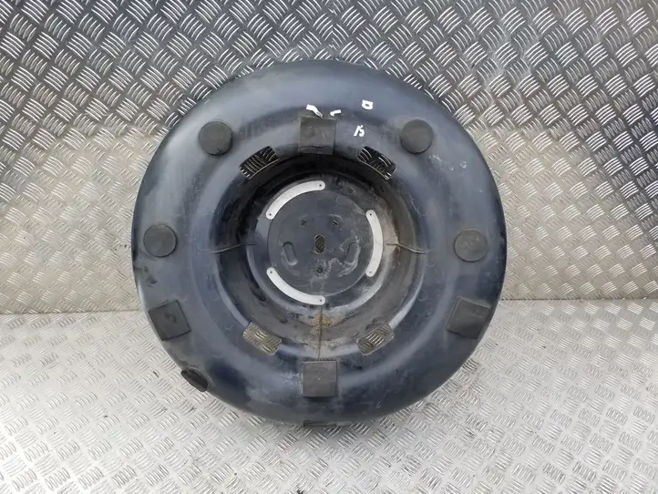 Toyota RAV 4 (XA20) (2000 - 2005) 6477342010 Кронштейн запасного колеса — фото 5