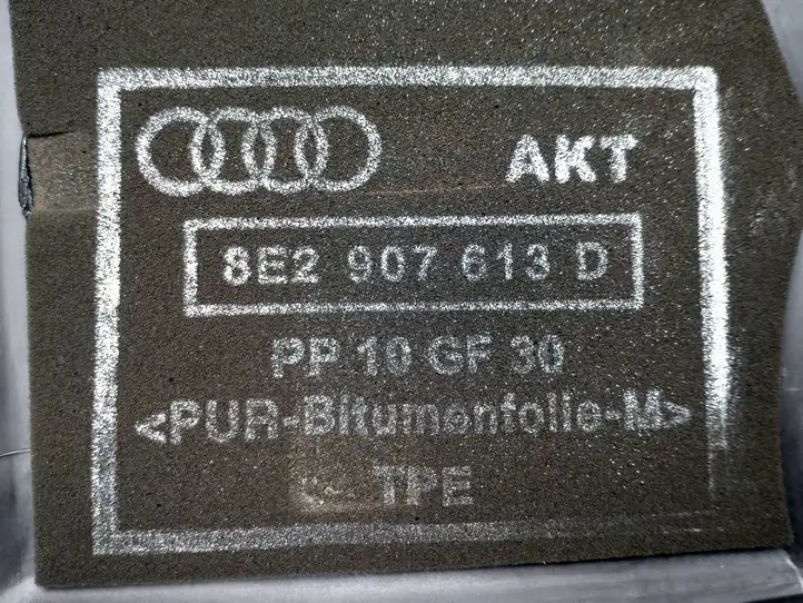 Audi A4 S4 B7 8E 8H (2004 - 2009) 8e2907355c Корпус ЭБУ двигателя — фото 3