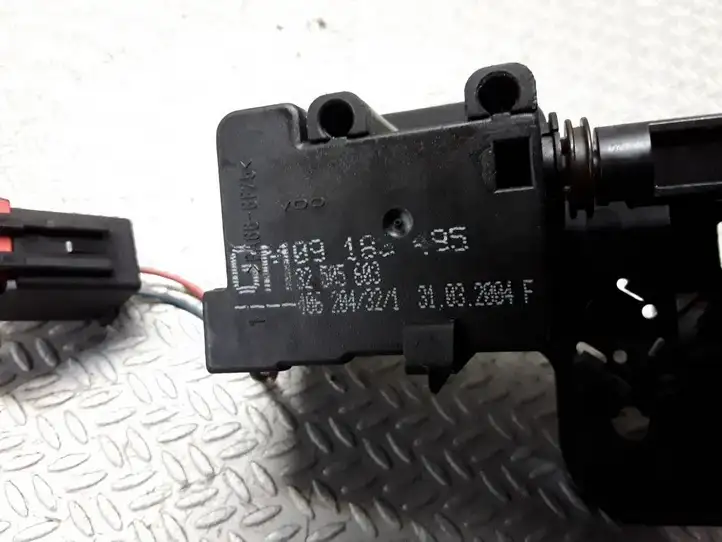 Opel Meriva A (2002 - 2006) 09183495 Замок крышки багажника — фото 2