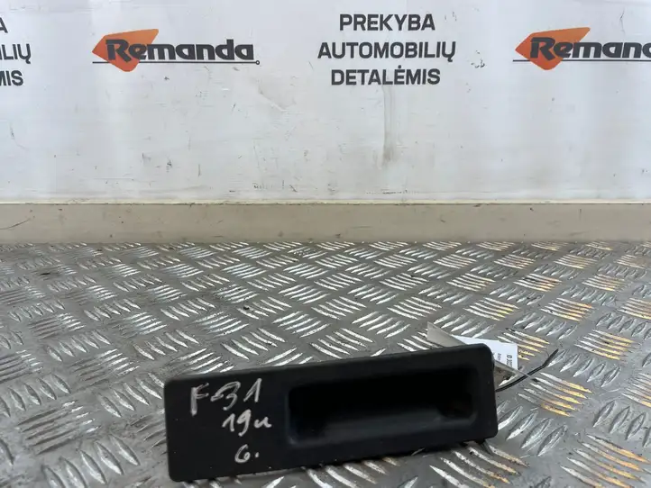 BMW 3 F30 F35 F31 (2012 - 2018) 7463161 Ручка крышки багажника — фото 2