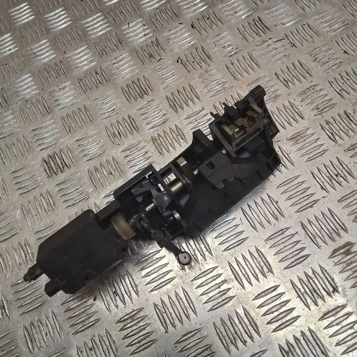 Mercedes-Benz Vaneo W414 (2001 - 2005) 4147600261 Ручка крышки багажника — фото 3