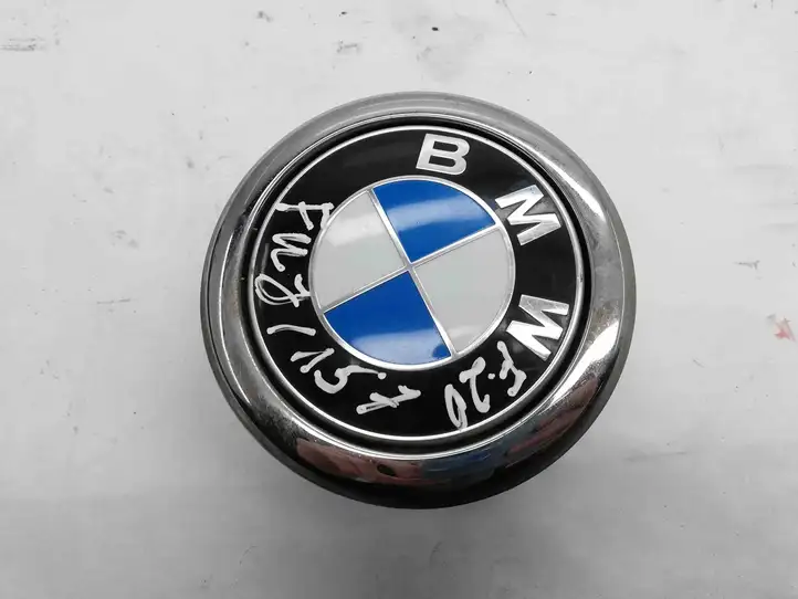 BMW 1 F20 F21 (2011 - 2019) 7270728 Ручка крышки багажника — фото 1