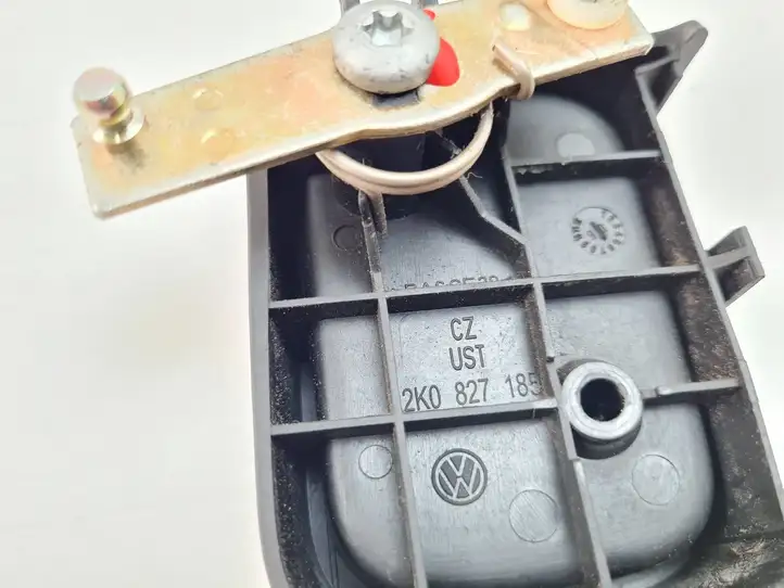 Volkswagen Caddy (2004 - 2010) 2K0827185 Внутренняя ручка двери багажника — фото 5