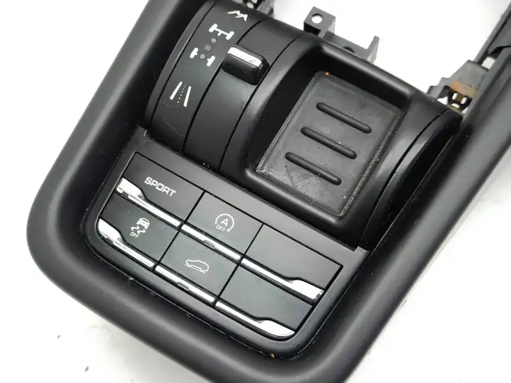 Porsche Cayenne (92A) (2011 - 2017) 7P5864785A Контроллер мультимедийной системы — фото 5