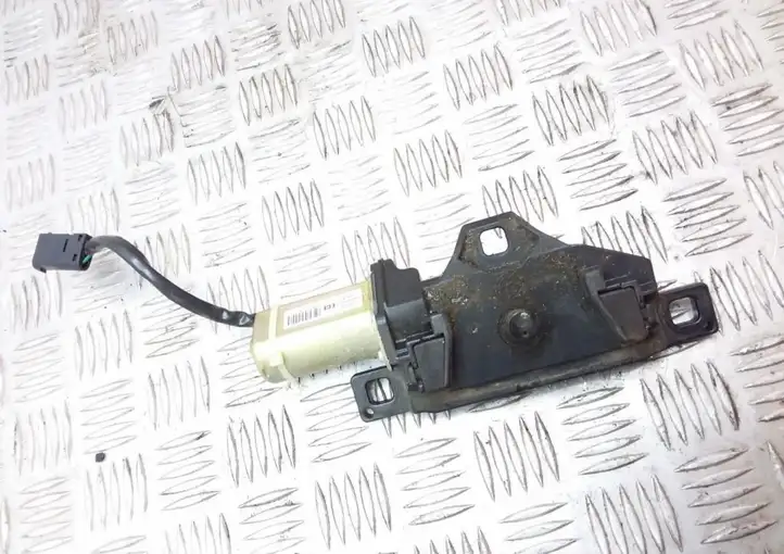 BMW 5 E60 E61 (2004 - 2010) 7129931 Доводчик крышки багажника — фото 2