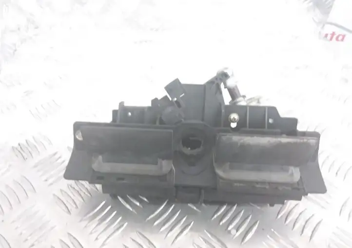 Audi A6 S6 C5 4B (2001 - 2004) 809827565HJ Ручка крышки багажника — фото 2