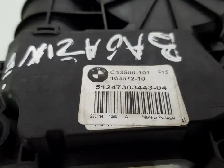 BMW X5 F15 (2013 - 2017) 7303443 Доводчик крышки багажника — фото 2