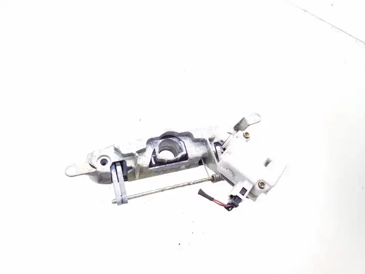 Volkswagen Polo (2001 - 2005)  6Q6827565B Ручка задней крышки