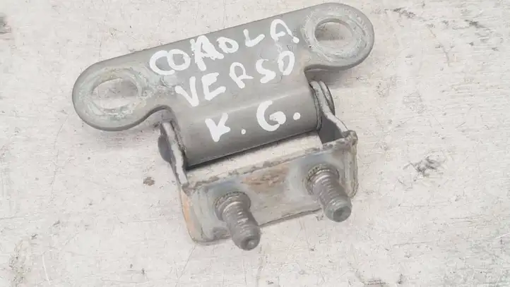 Toyota Corolla Verso AR10 (2004 - 2009) Петли крышки багажника — фото 3