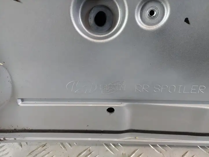 Hyundai i40 (2011 - )  872103Z000 Спойлер