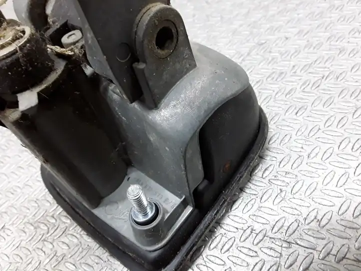 Seat Ibiza III (6L) (2002 - 2008) 6L6827573F Ручка крышки багажника — фото 2