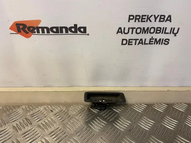 BMW 5 E60 E61 (2004 - 2010) 51247118158 Ручка крышки багажника — фото 1