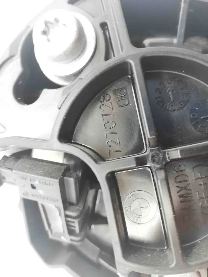 BMW 1 F20 F21 (2011 - 2019) 7270728 Ручка крышки багажника — фото 3