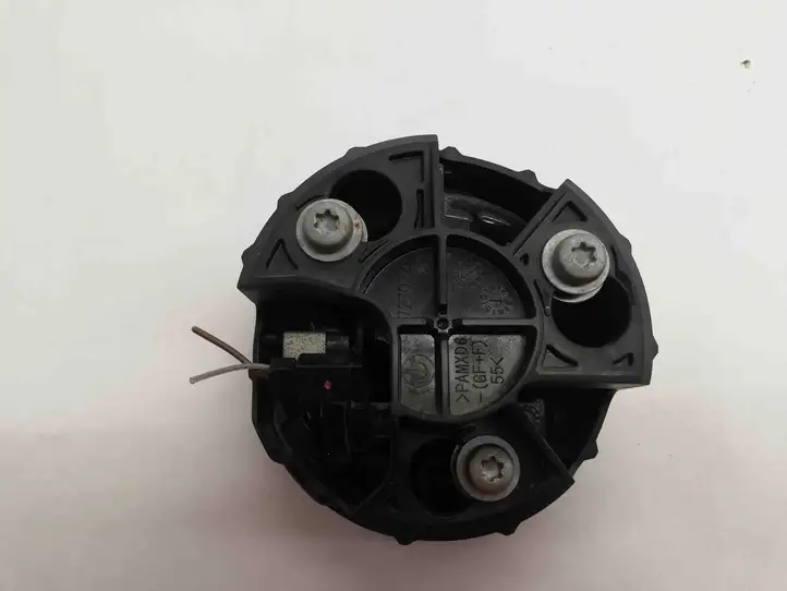 BMW 1 F20 F21 (2011 - 2019) 7270728 Ручка крышки багажника — фото 2
