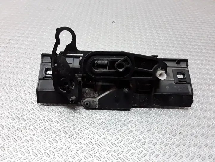 Peugeot 206 (1998 - 2012)   Ручка задней крышки