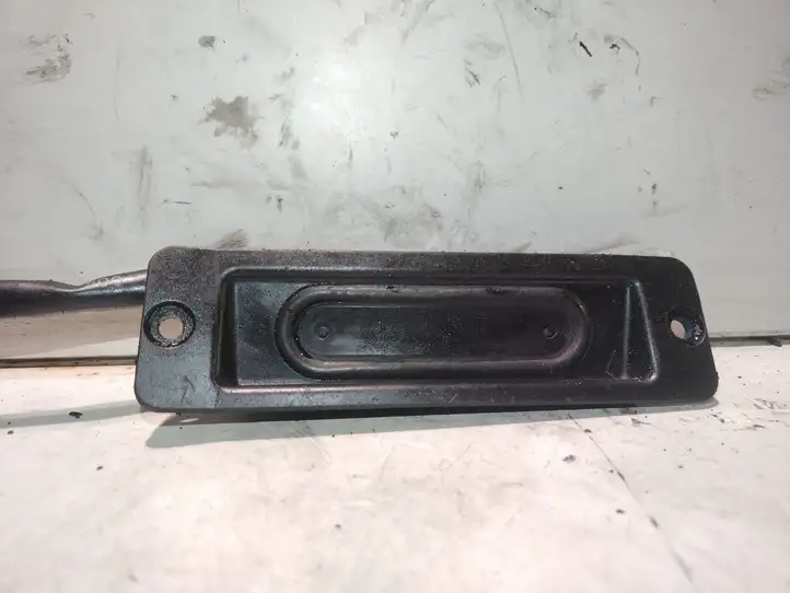 Volvo S60 (2000 - 2004)  30634364 Ручка задней крышки