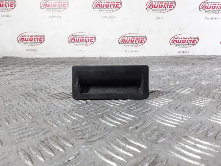 Audi Q5 SQ5 (2008 - 2012) 5N0827566T Ручка крышки багажника — фото 1