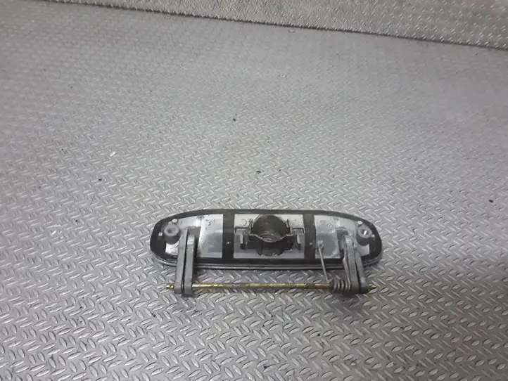 Volkswagen Polo (2001 - 2005) Ручка крышки багажника — фото 2