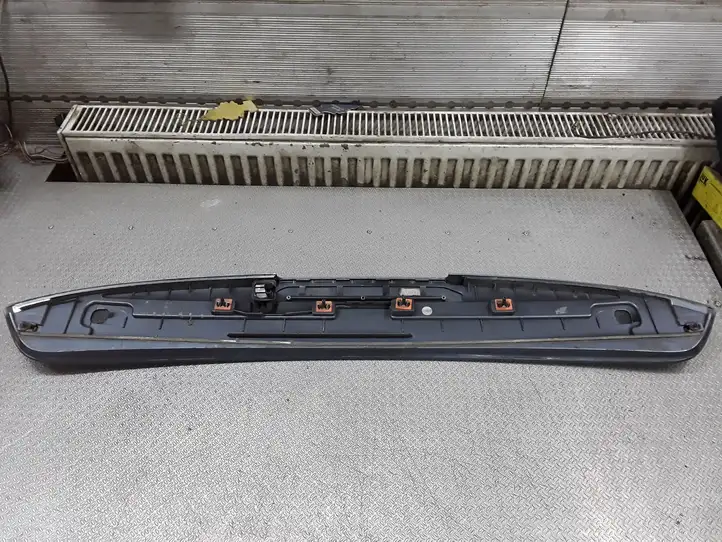 Mercedes-Benz E W211 (2002 - 2009) 2117900188 Спойлер заднего стекла — фото 3