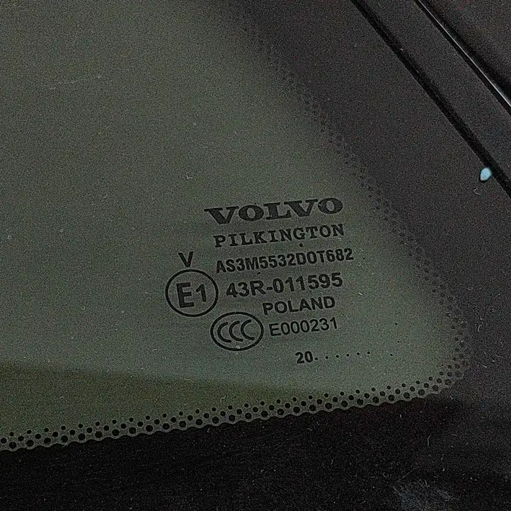 Volvo V60 (2018 - ) 31651505 Заднее боковое стекло — фото 4