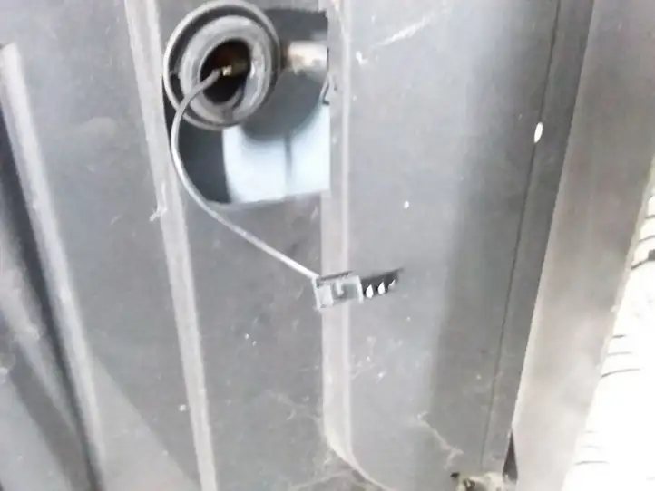 BMW X5 E53 (1999 - 2006)   Спойлер заднего стекла