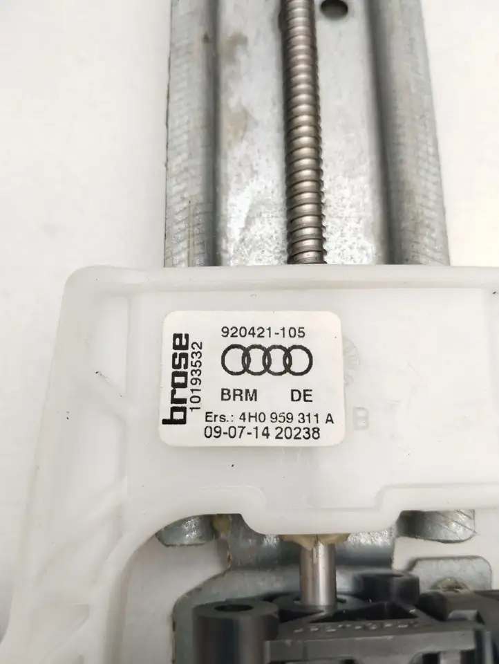 Audi A8 S8 D4 4H (2013 - 2017) 988582105 Электродвигатель сиденья — фото 12